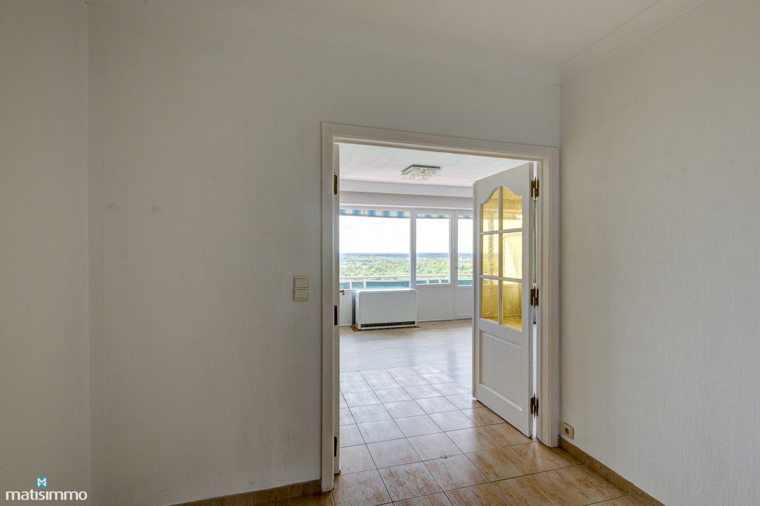 INSTAPKLAAR APPARTEMENT MET 2 SLAAPKAMERS EN WEIDS UITZICHT NABIJ STADSCENTRUM GENK foto 4