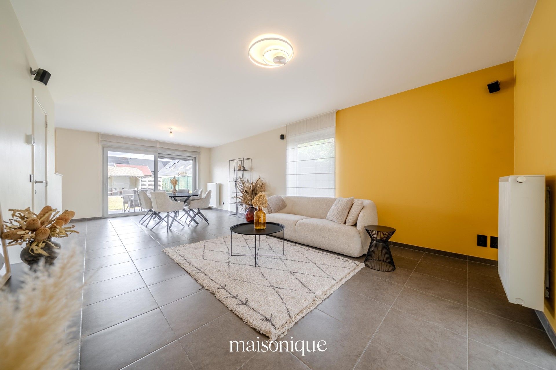 Recente familiewoning in een rustige buurt te Roeselare. foto 3
