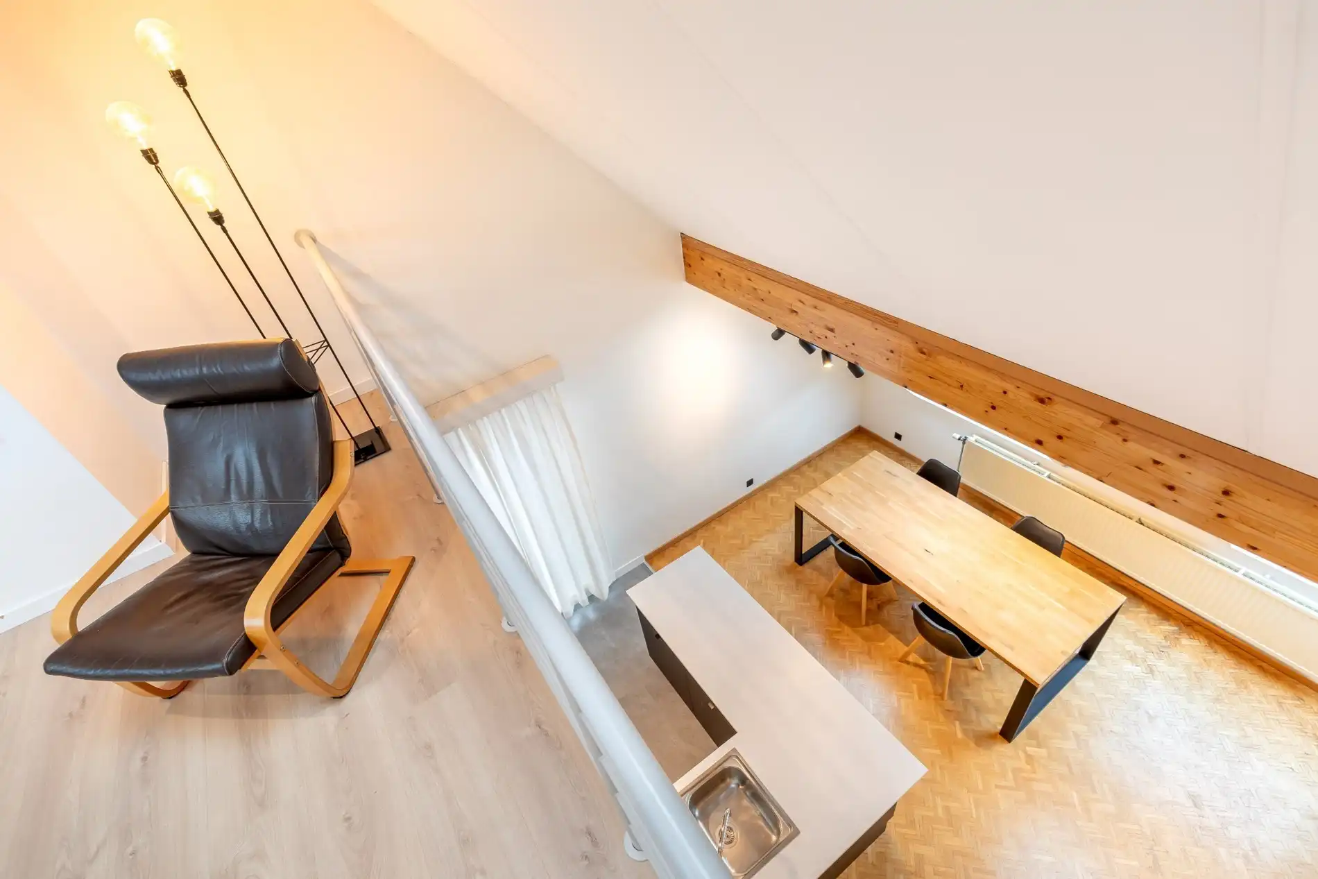 Prachtig duplex-appartement met 2 slaapkamers foto 6