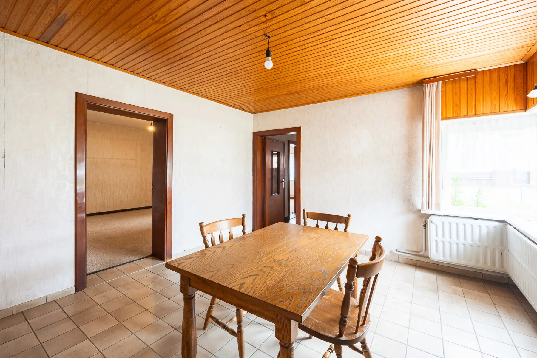 Karakterwoning met veel renovatiepotentieel op toplocatie foto 13