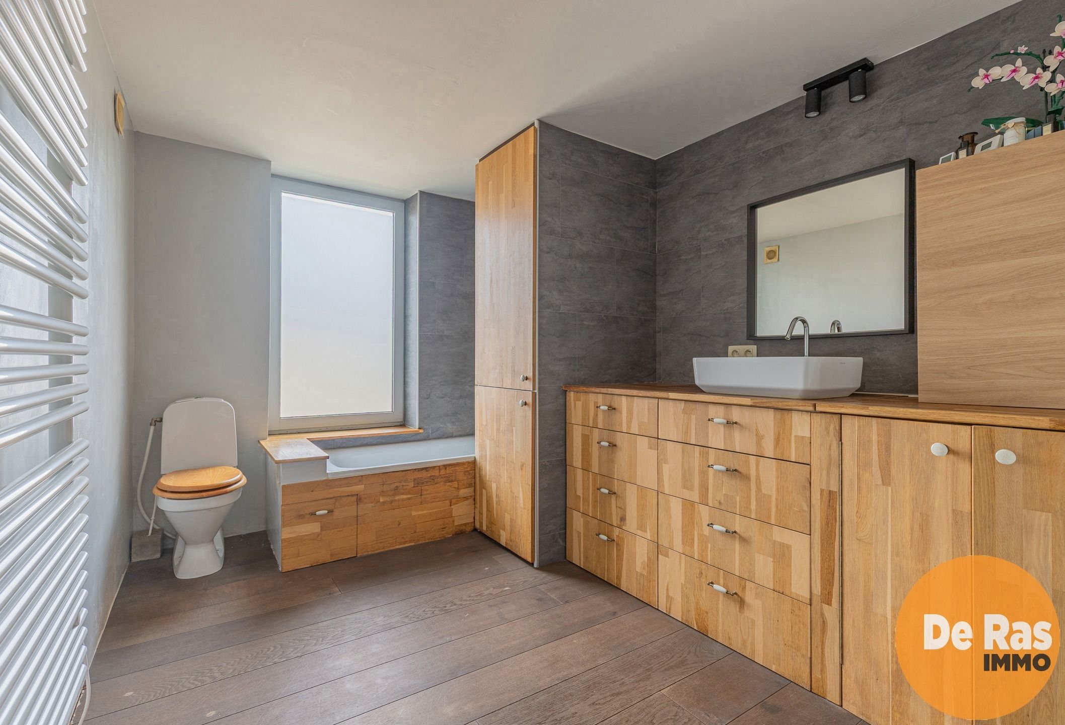 OORDEGEM - Instapklare woning met 2 kamers op leuke locatie foto 14