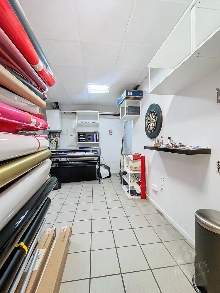 Veelzijdige kantoor- en handelsruimte van circa 155 m² in het centrum van Alken foto 12