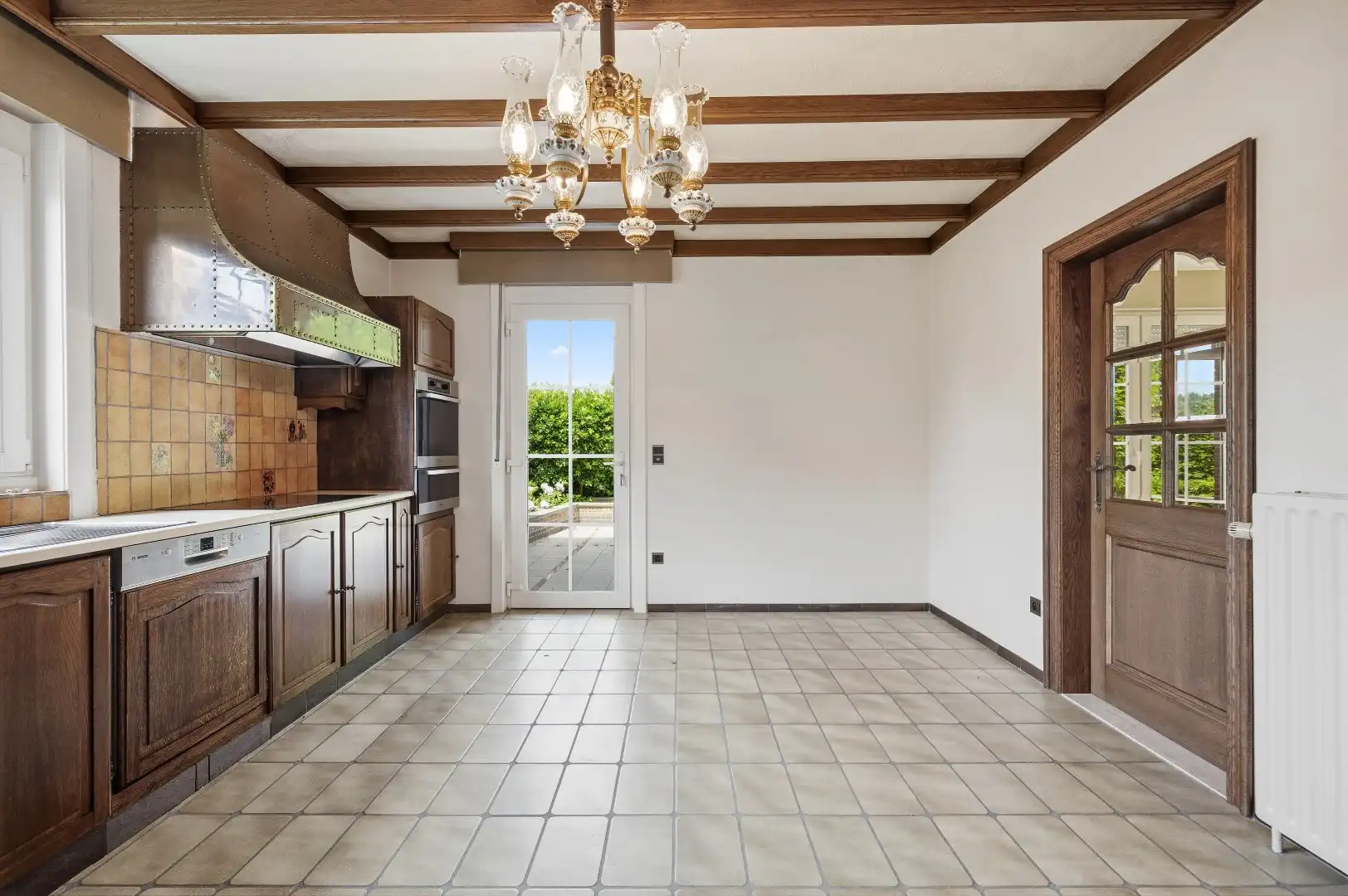 Exclusieve stijlvolle villa met prachtige tuin in rustige omgeving foto 9