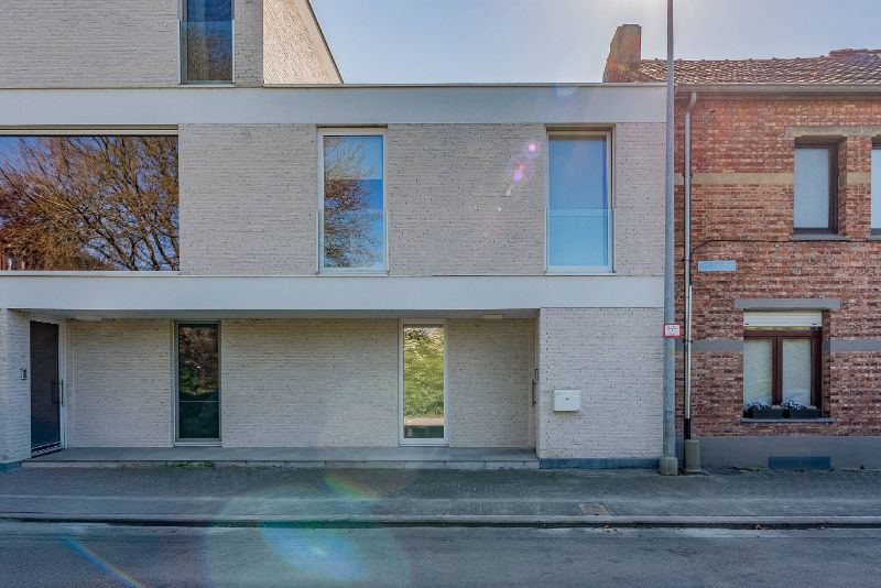 Recente moderne woning van 111m² met tuinterras 26m² op zuiden foto 20
