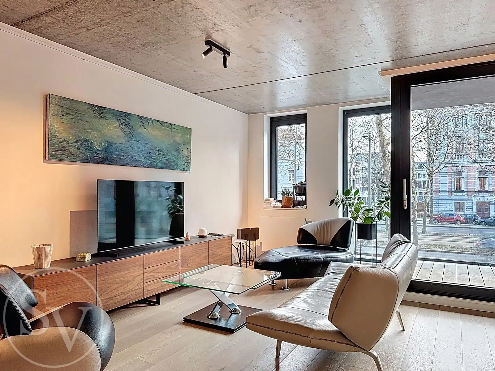 Jong, energiezuinig app (EPC A) met terras. foto 3