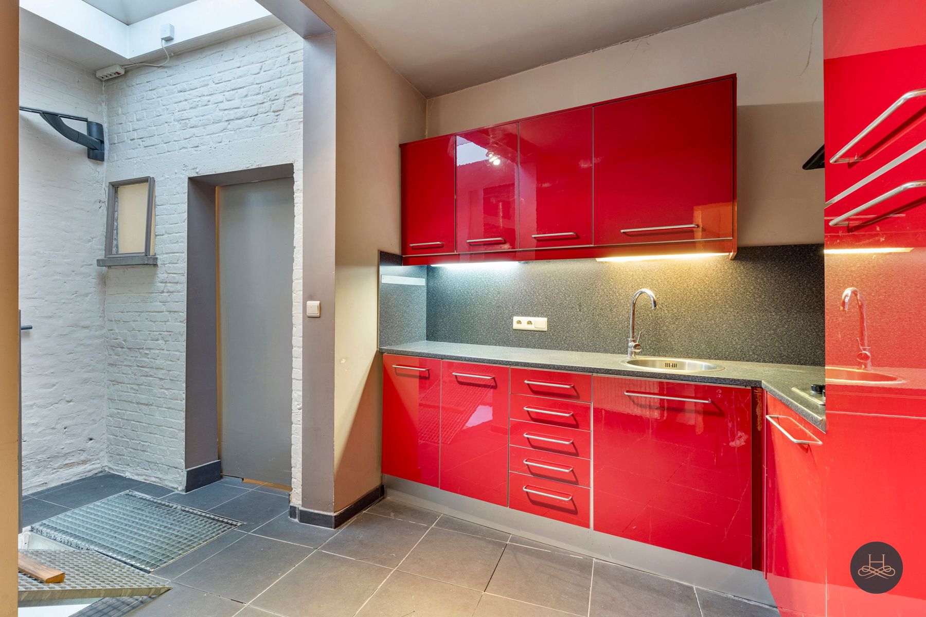 Ruime handelswoning op toplocatie met tal van mogelijkheden foto 11
