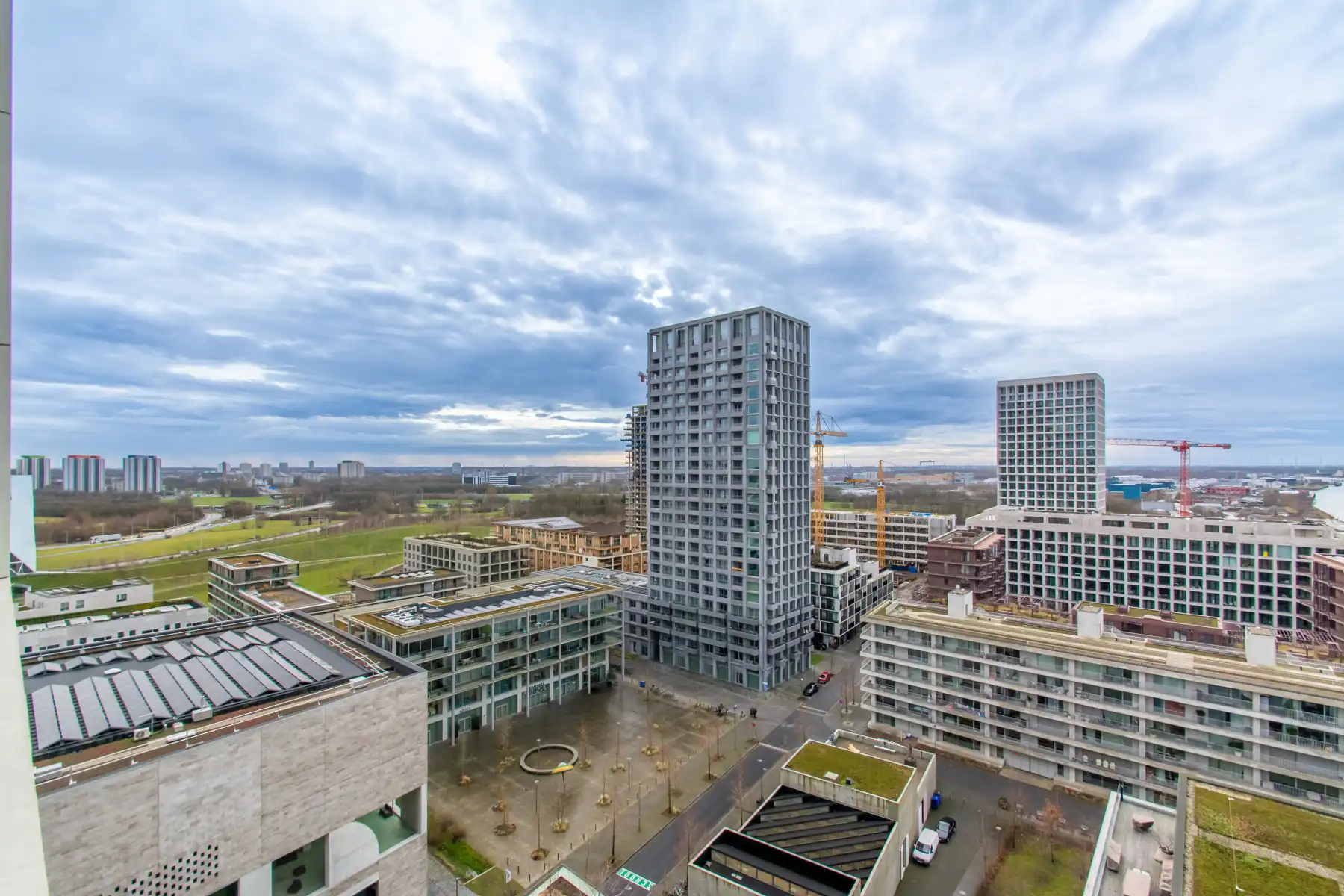Ongemeubeld 2 slaapkamer appt. met zicht op de Schelde foto 5