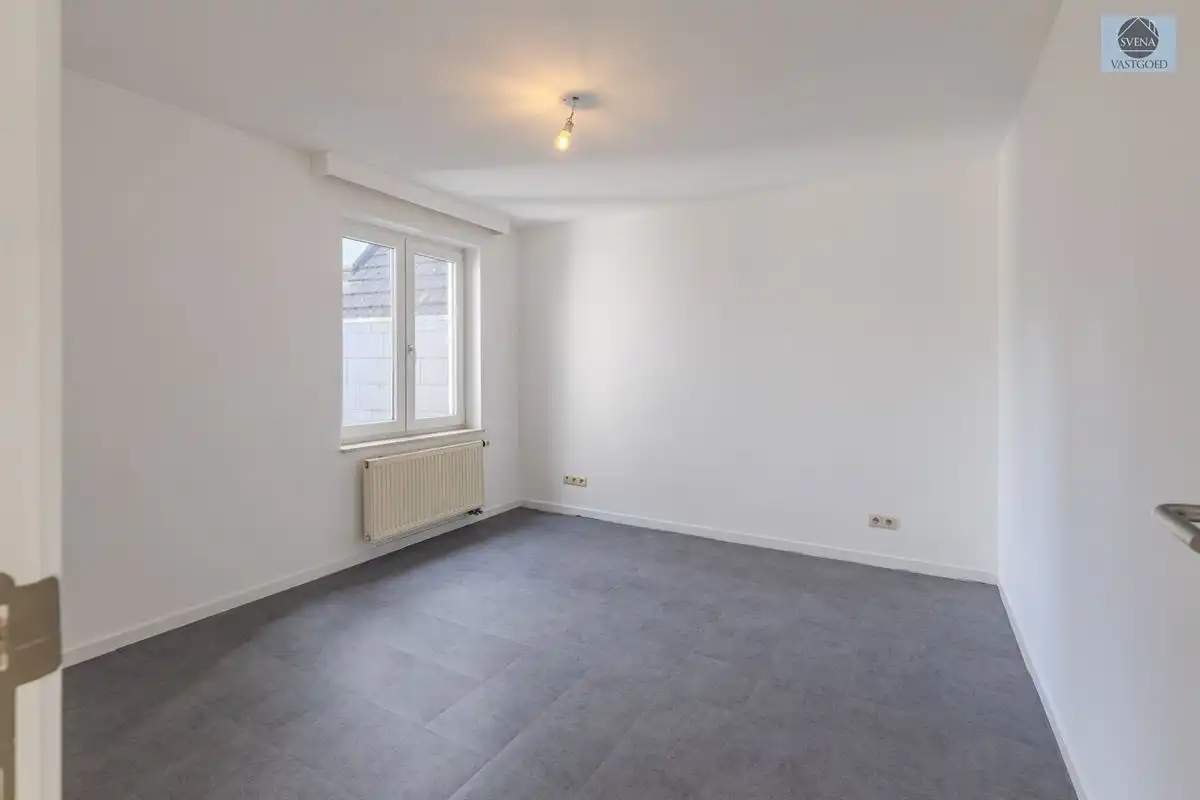 LICHTRIJK APPARTEMENT MET 2 SLAAPKAMERS IN CENTRUM GERAARDSBERGEN foto 9