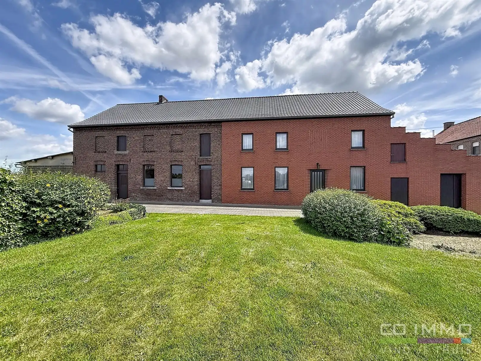 Voormalige hoeve met aanbouw en tuin, 26a 01ca foto 30