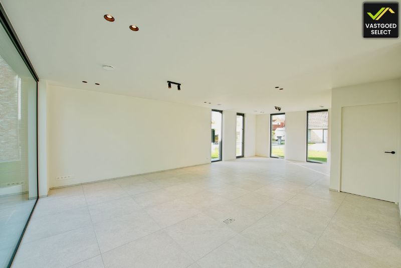 Nieuwbouwwoning met EPC A+ en klimaatplafonds in de Burgemeester Van de Keerestraat foto 5