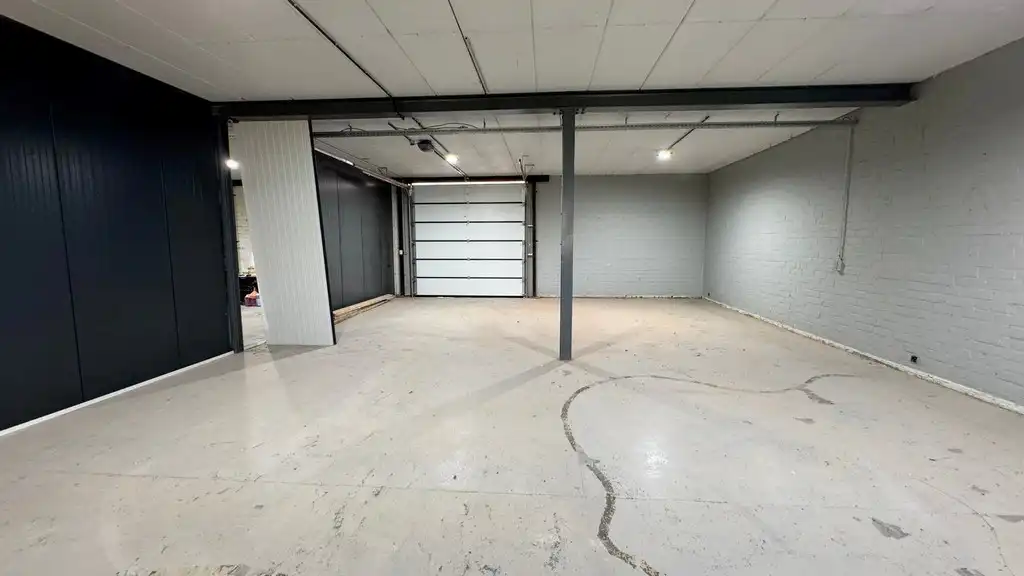 Gerenoveerd kantoor met magazijn te huur nabij N16 te Temse foto 5