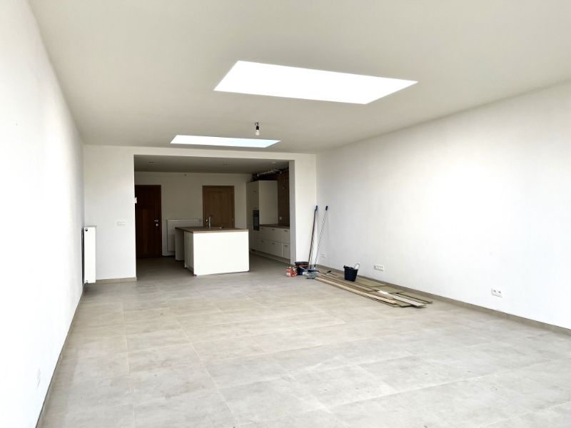 Gerenoveerde woning met tuin en garage! foto 10