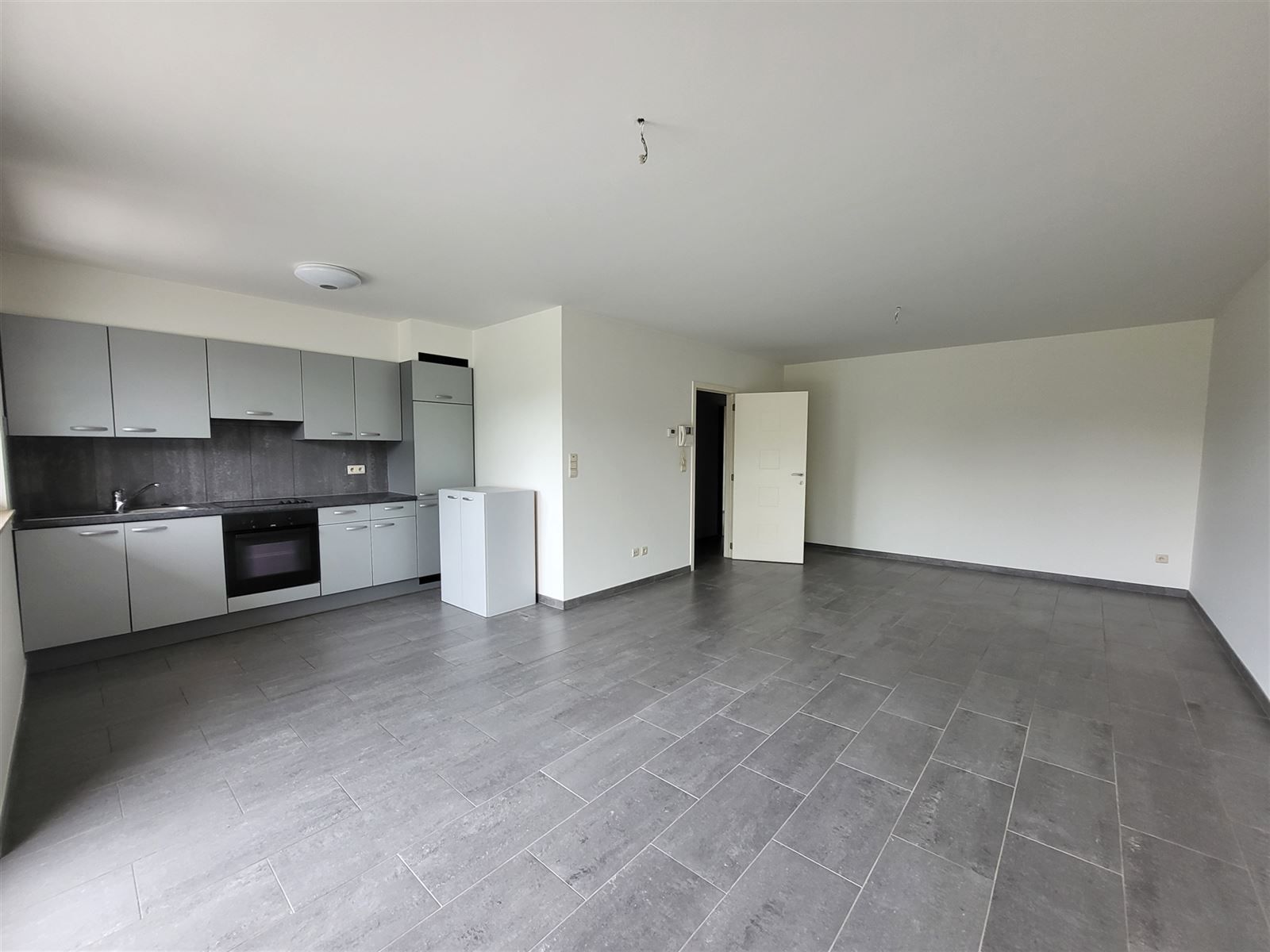 Gelijkvloers appartement, 2 slaapkamers met zeer ruim terras +/-25m².  foto 5