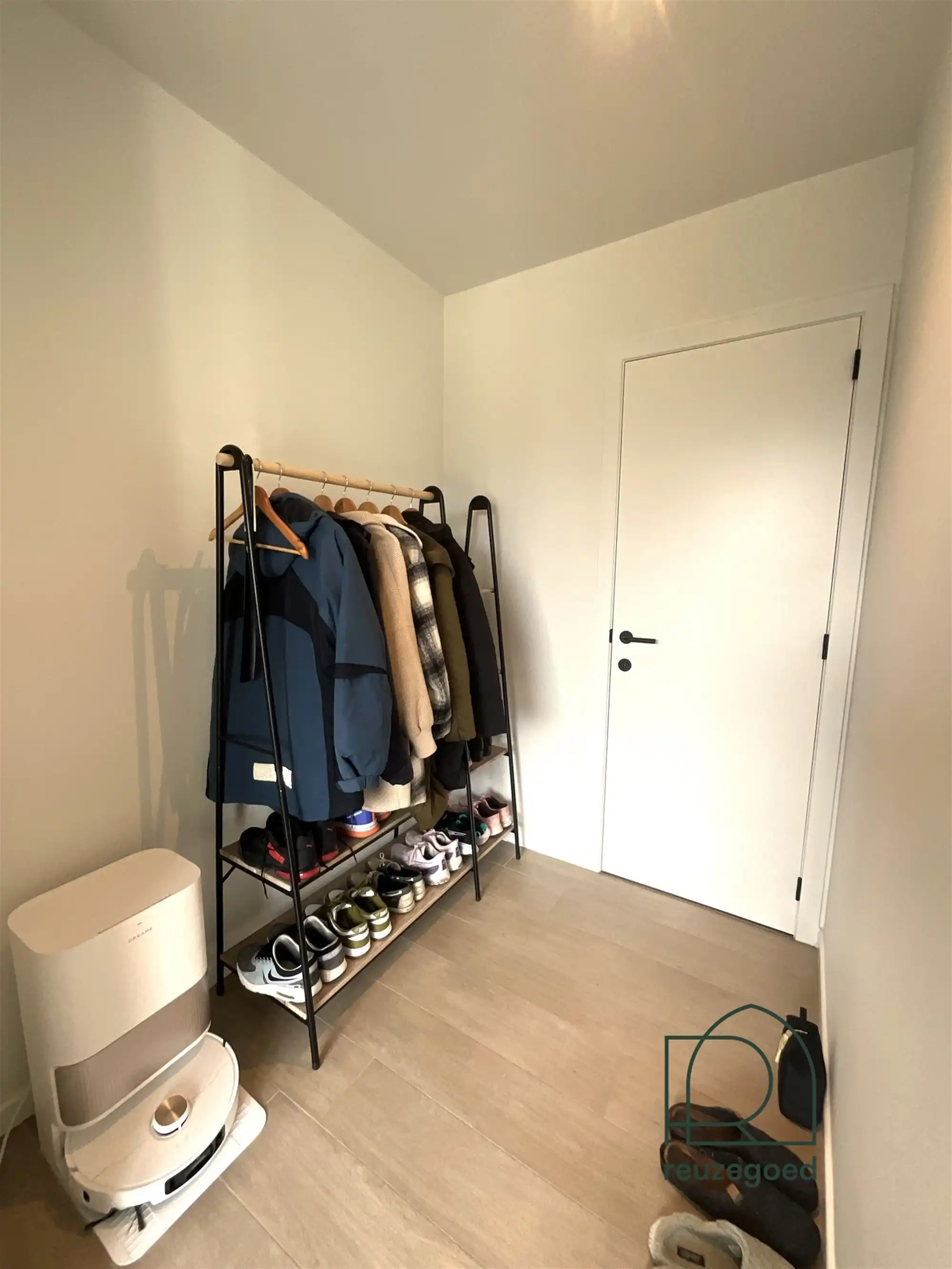 Prachtig appartement (104 m²) met twee slaapkamers op wandelafstand van Sint-Katelijne-Waver centrum foto 4