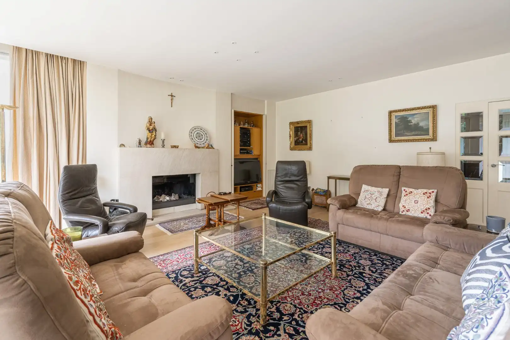 Villa met 5 slaapkamers, dubbele garage, carport en verzorgde tuin in Westrozebeke foto 5