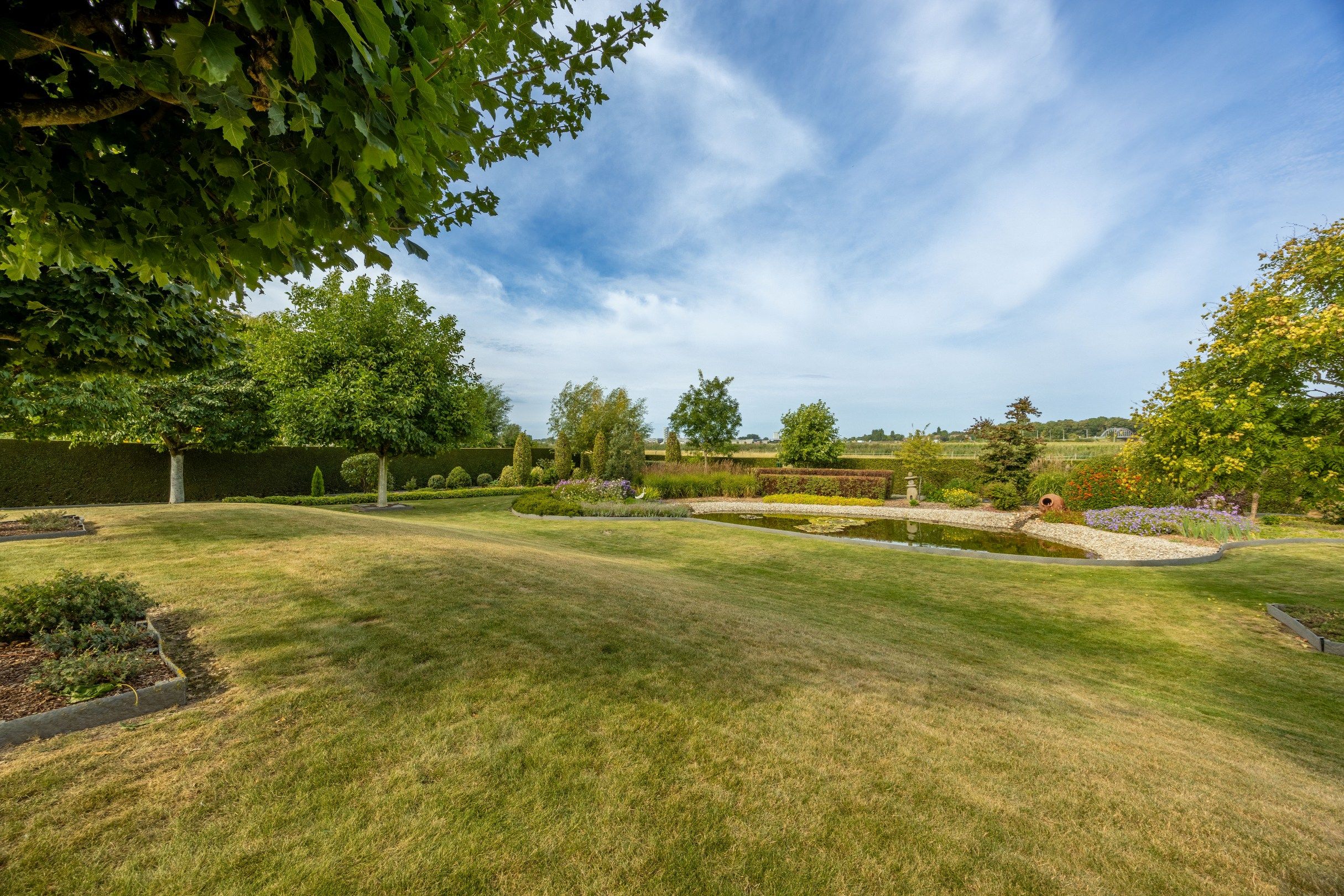 LANDELIJK GELEGEN VILLA OP 2573 M² foto 14
