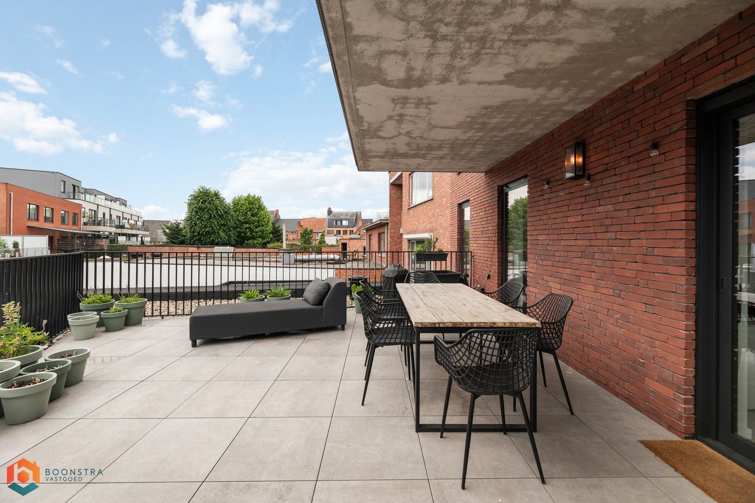 Recent app. met 2 slpkrs en ruim terras foto 7
