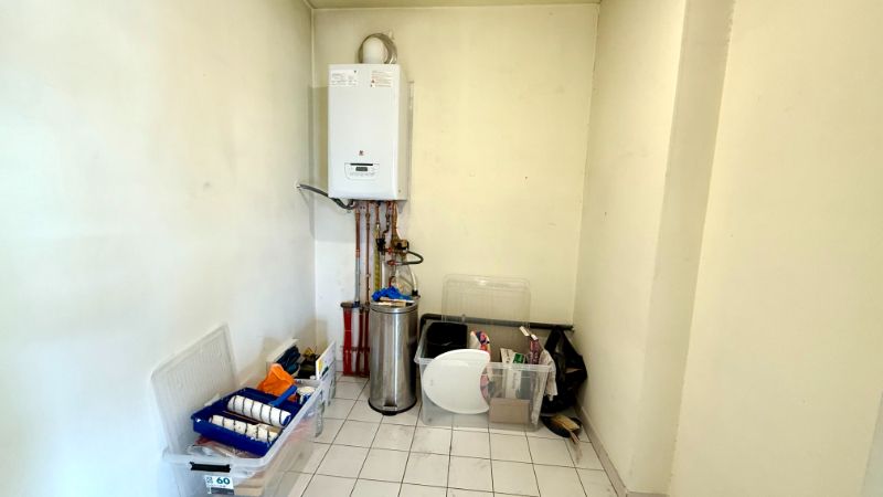 Centraal gelegen appartement met 2 slaapkamers foto 9