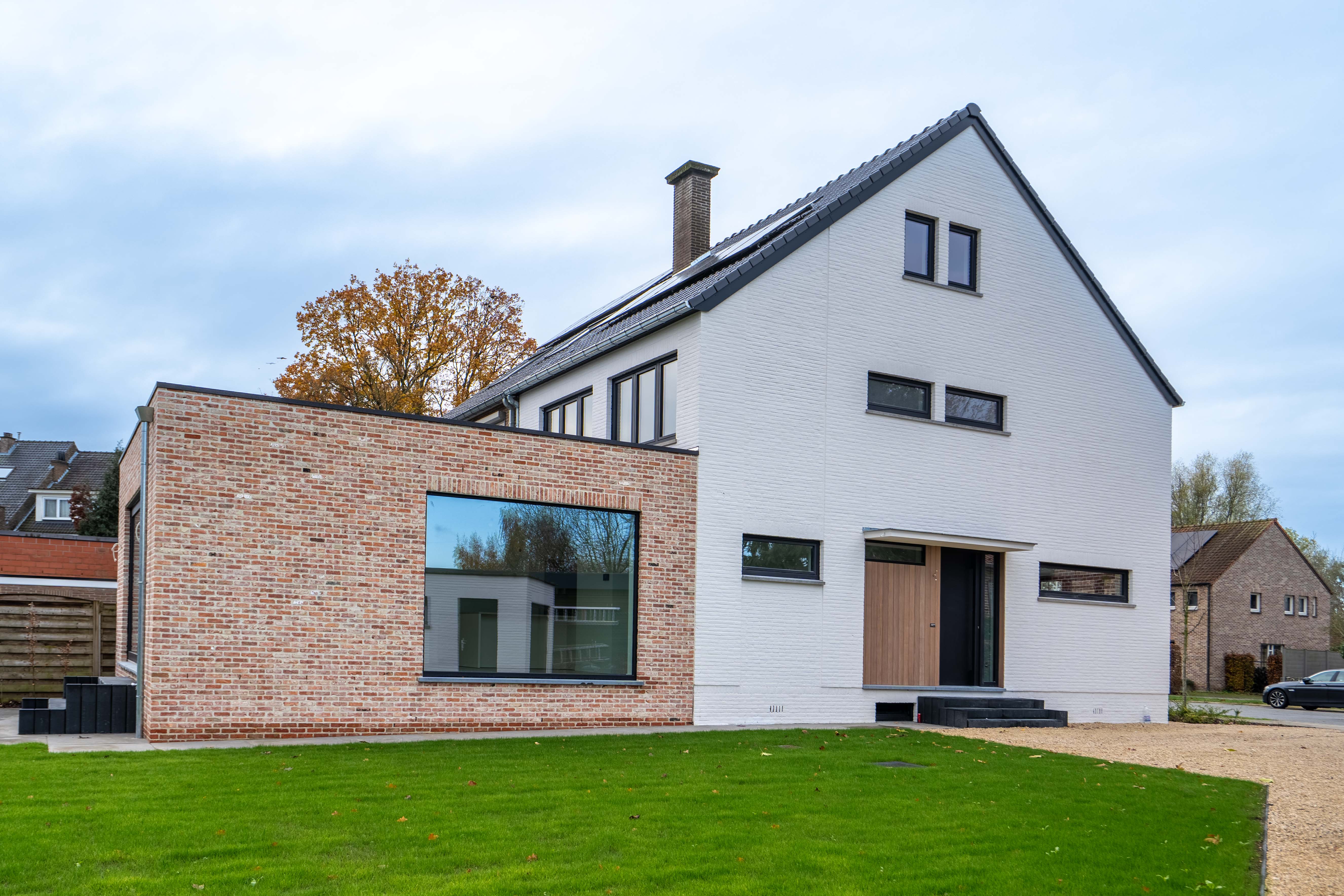 prachtig gerenoveerde HOB met 4-6 slaapkamers en grote bureau (26m²) foto 2