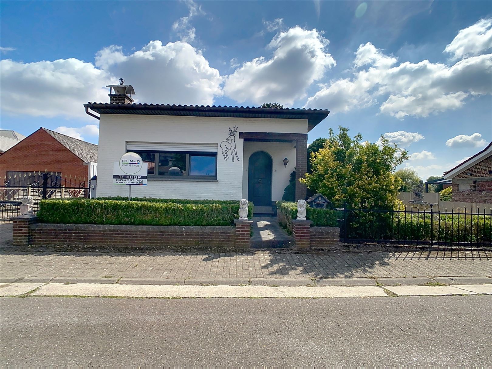 Hoofdfoto van de publicatie: Te renoveren woning, 2 slpks, tuin, bijgebouw, 23a 28ca