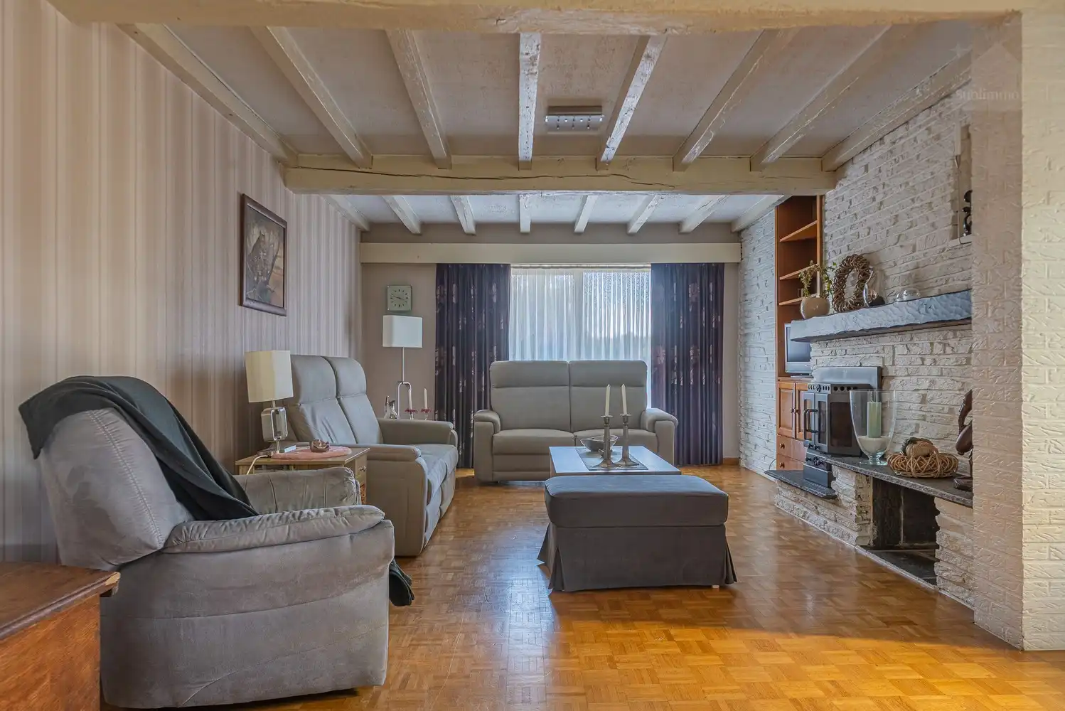 Ruime en uitstekend onderhouden gezinswoning met prachtige tuin en inpandige garage op een perceel van 1.490 m² foto 6
