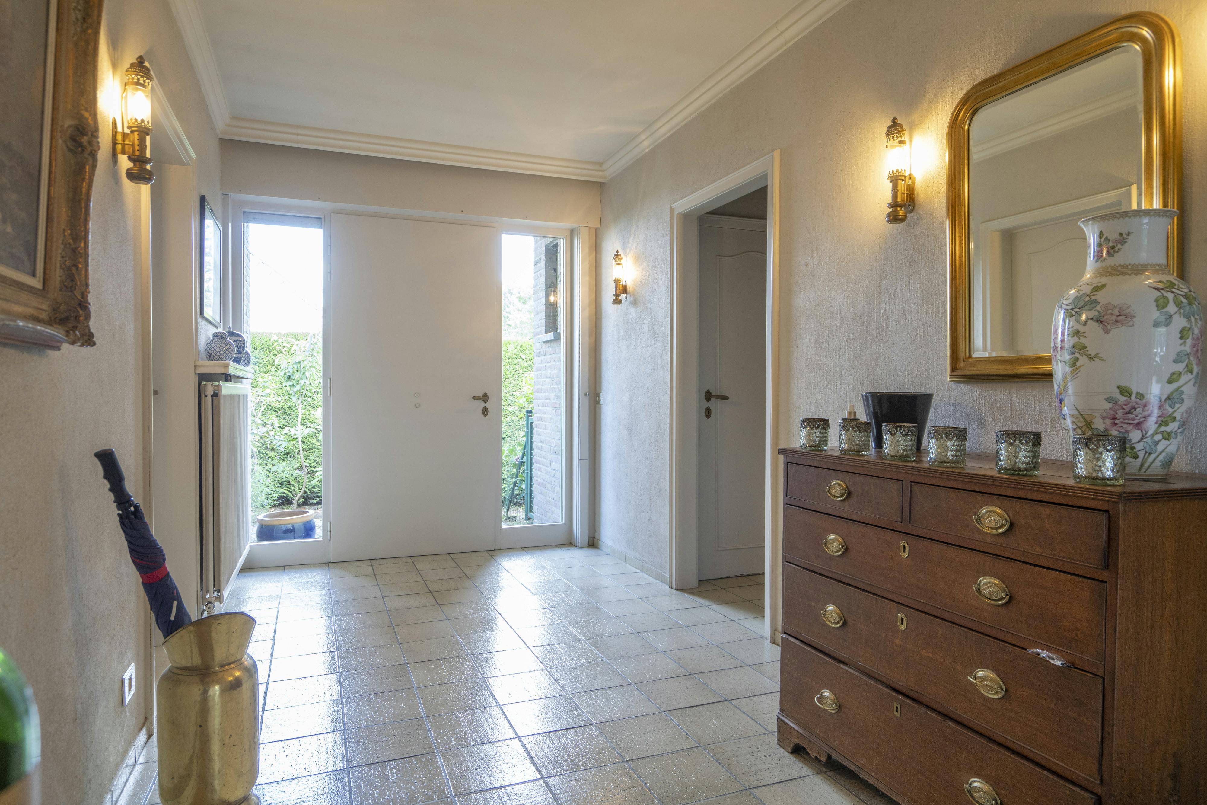 Statige villa met 4 slaapkamers te koop in Wevelgem foto 15