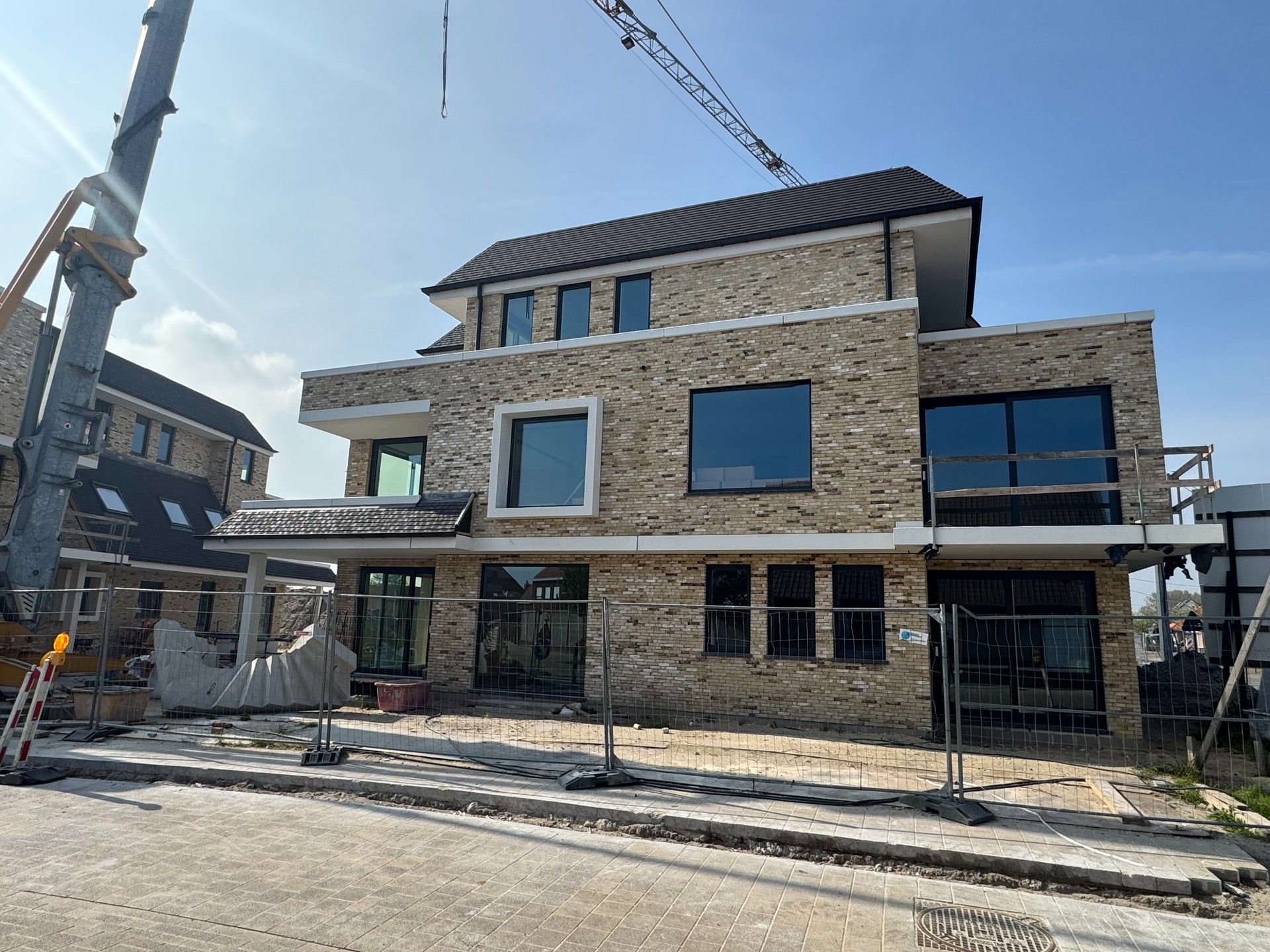 Nieuwbouw gelijkvloers appartement met 2 slaapkamers. foto 6