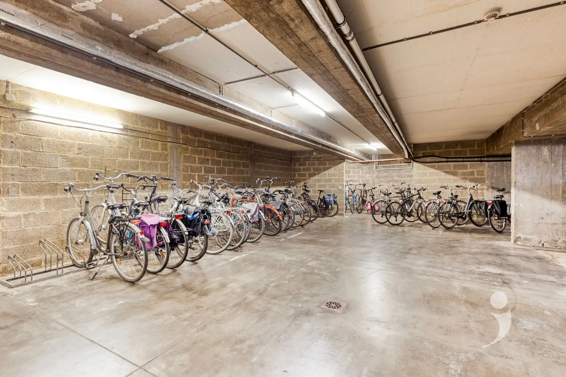 Gerenoveerde studio in centrum Leuven  foto 11