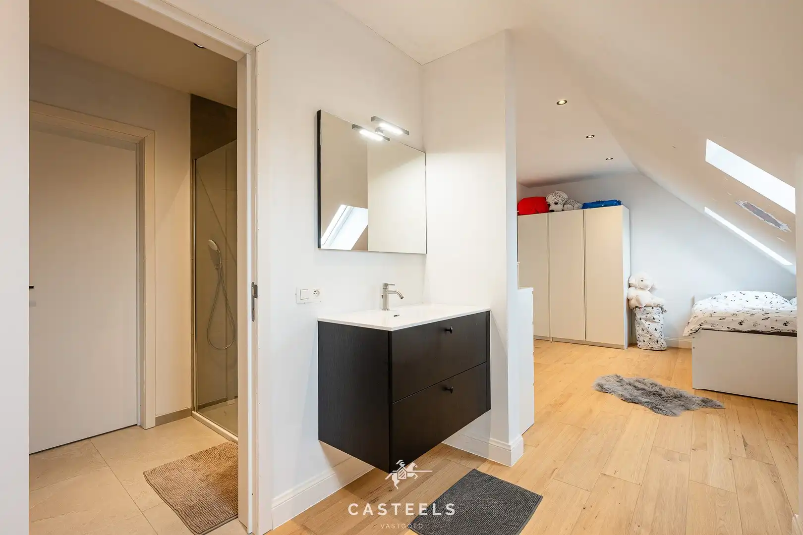 Energiezuinige gezinswoning met 5 slpks op toplocatie foto 11