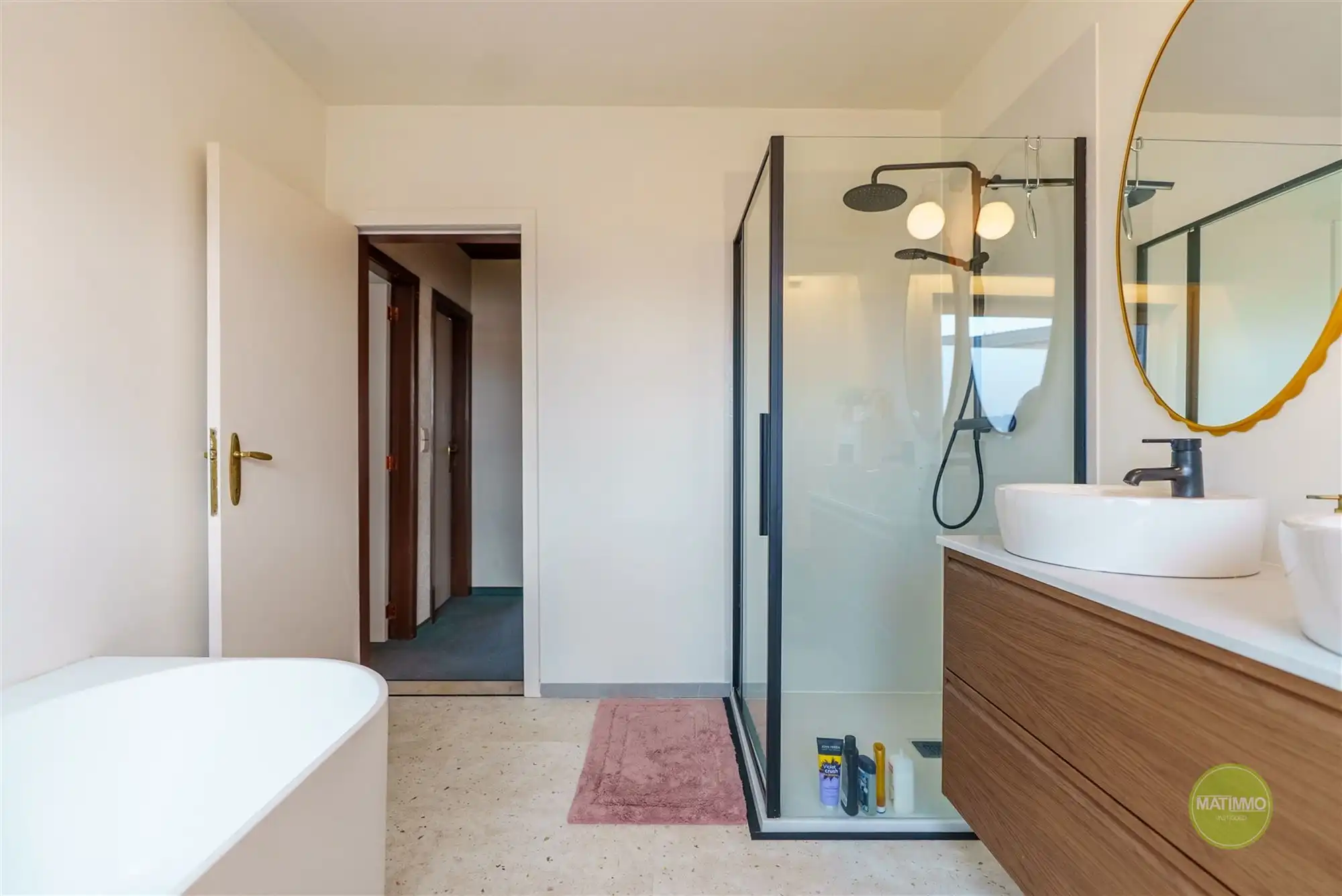 Charmante, centraal gelegen woning met 3 slaapkamers in Mol foto 17