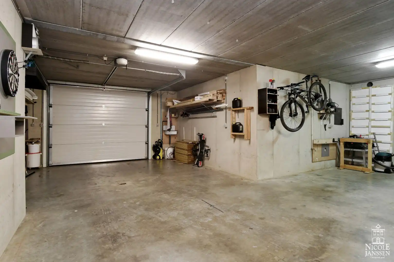 Luchtige en instapklare gezinswoning met 3 slaapkamers foto 20