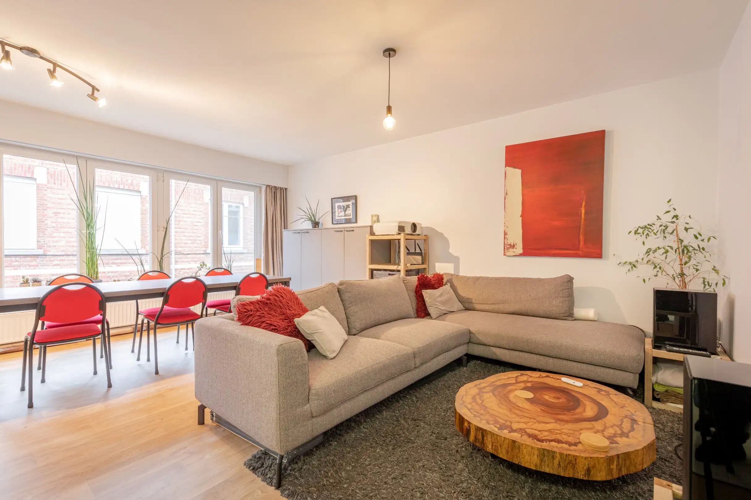 Lichtrijk appartement met ruim terras op toplocatie foto {{pictureIndex}}