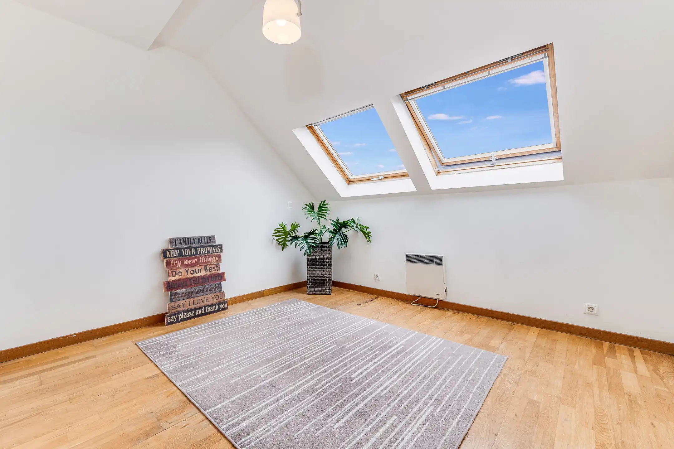 Appartement met 2 slaapkamers + P foto 4