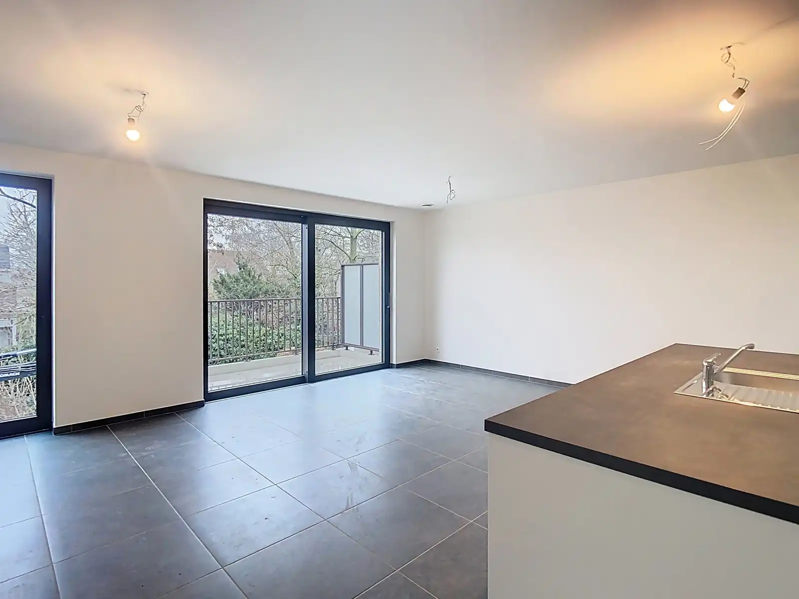 Appartement te huur foto {{pictureIndex}}