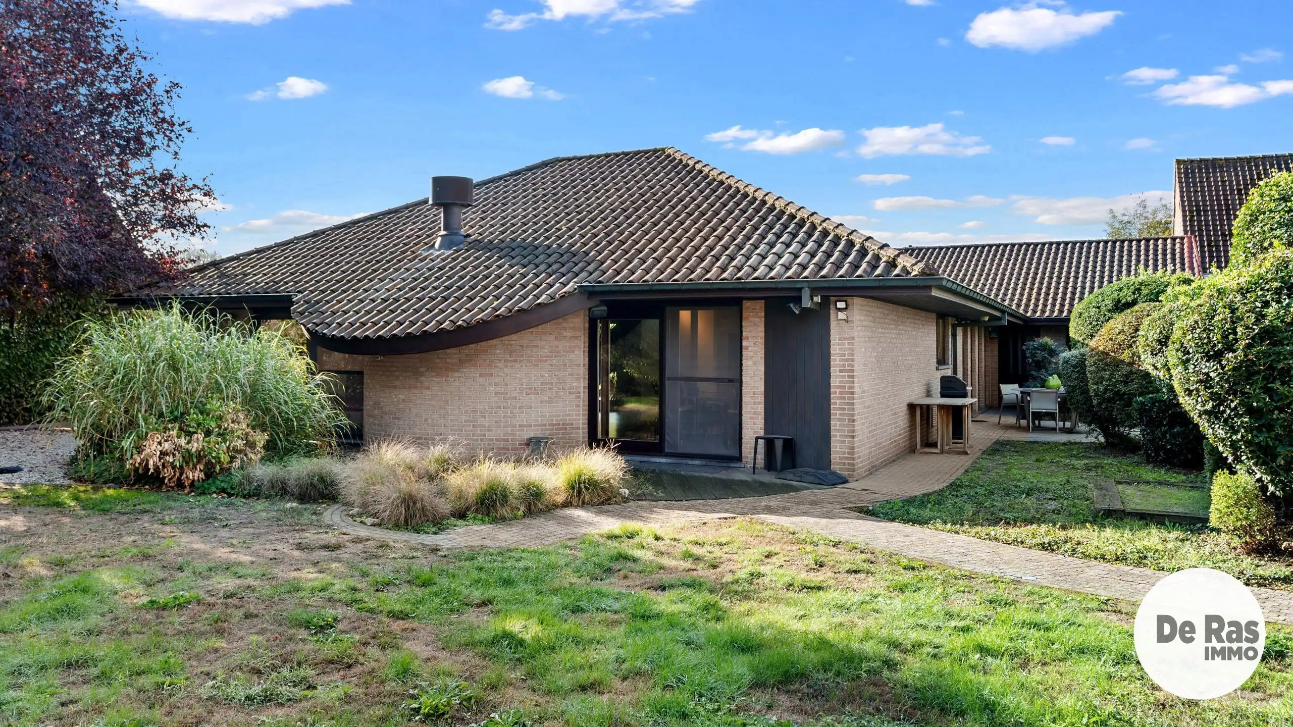 LAARNE - Karaktervolle villa met binnenzwembad op perceel van 42 are foto 32