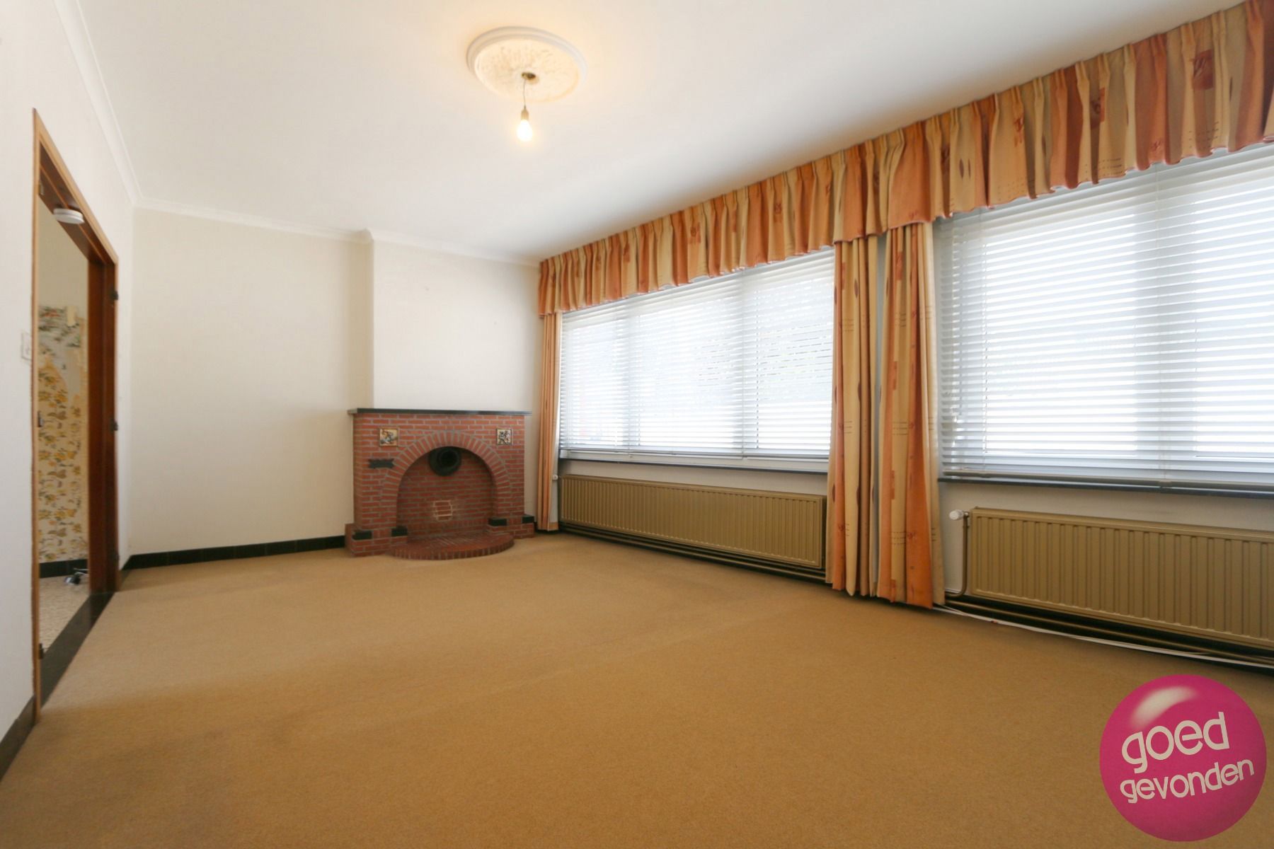 GEZINSWONING - 3 SLK - STADSTUIN - GARAGE - CENTRUM - RUSTIG foto 4