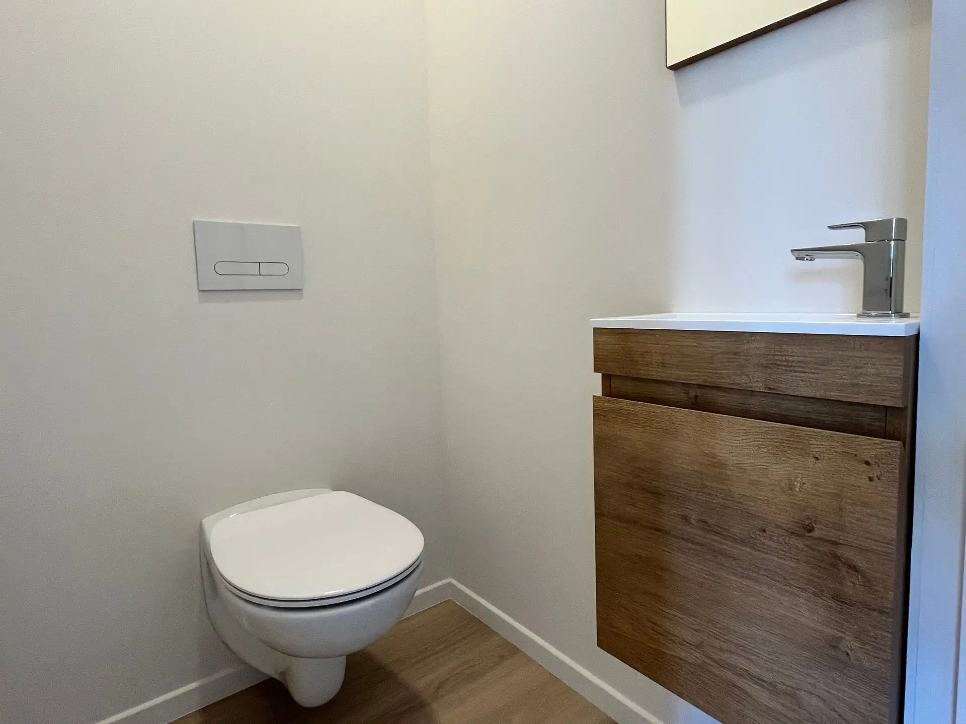 Grondidg gerenoveerd 1 slpk appartement met dressing foto 7