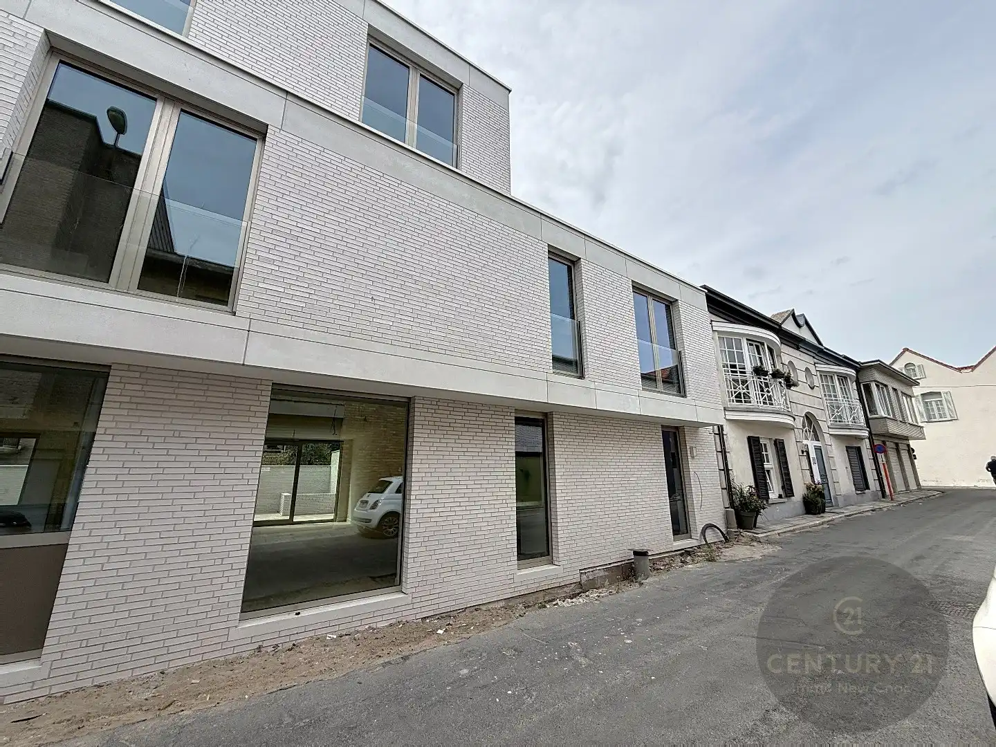 LUXUEUS tot in de detail afgewerkte nieuwbouw woning! foto 29