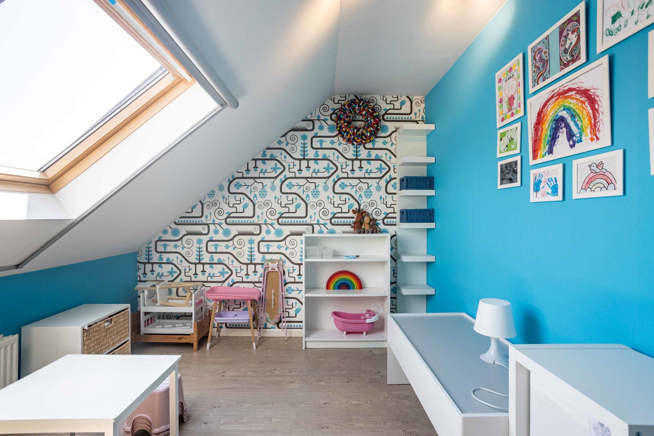 Goed gelegen, ruime & instapklare eigendom met tuin & garage foto 28