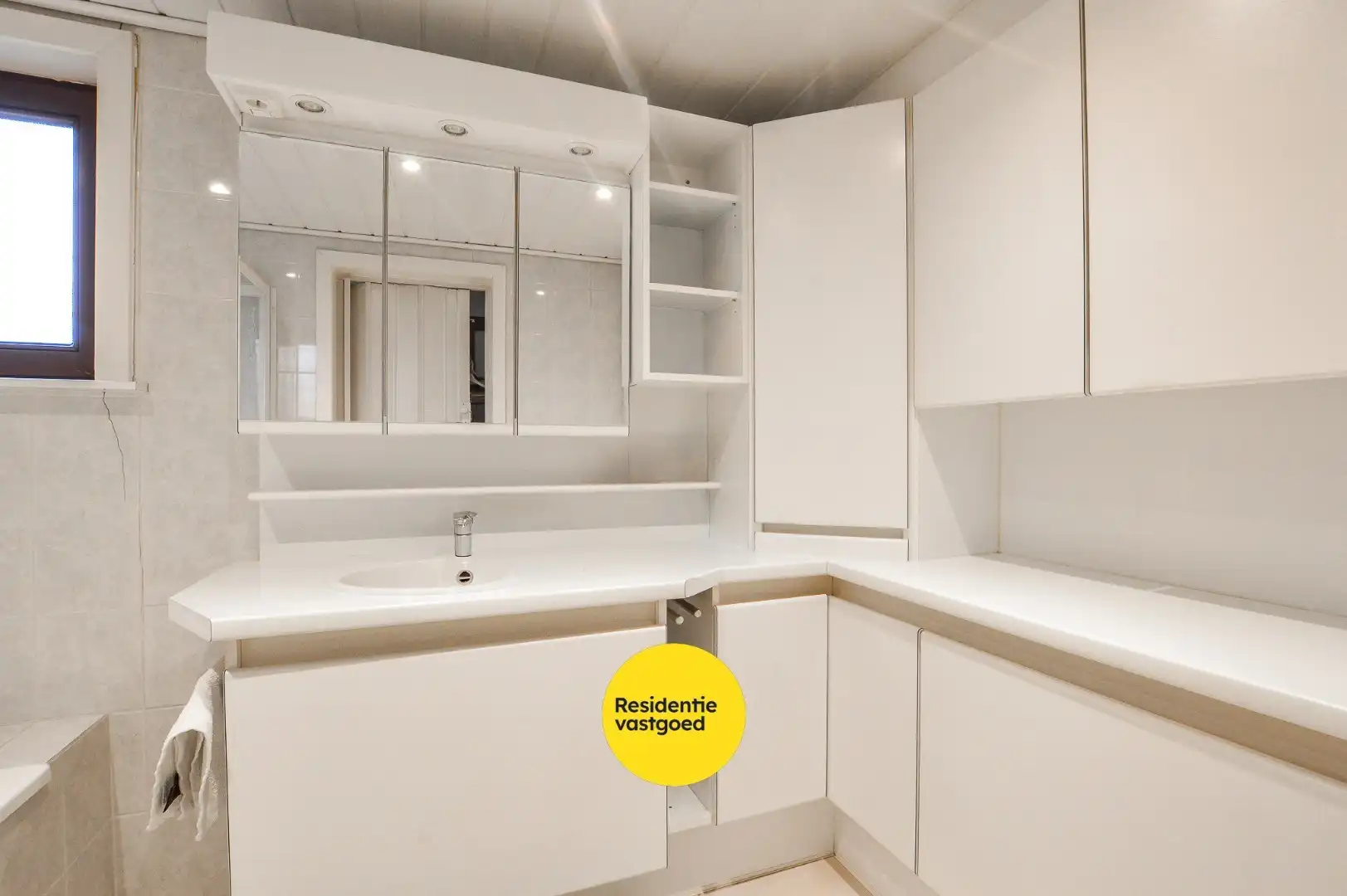 Ruime gezinswoning op 328 m² op topligging in St-Michiels foto 7