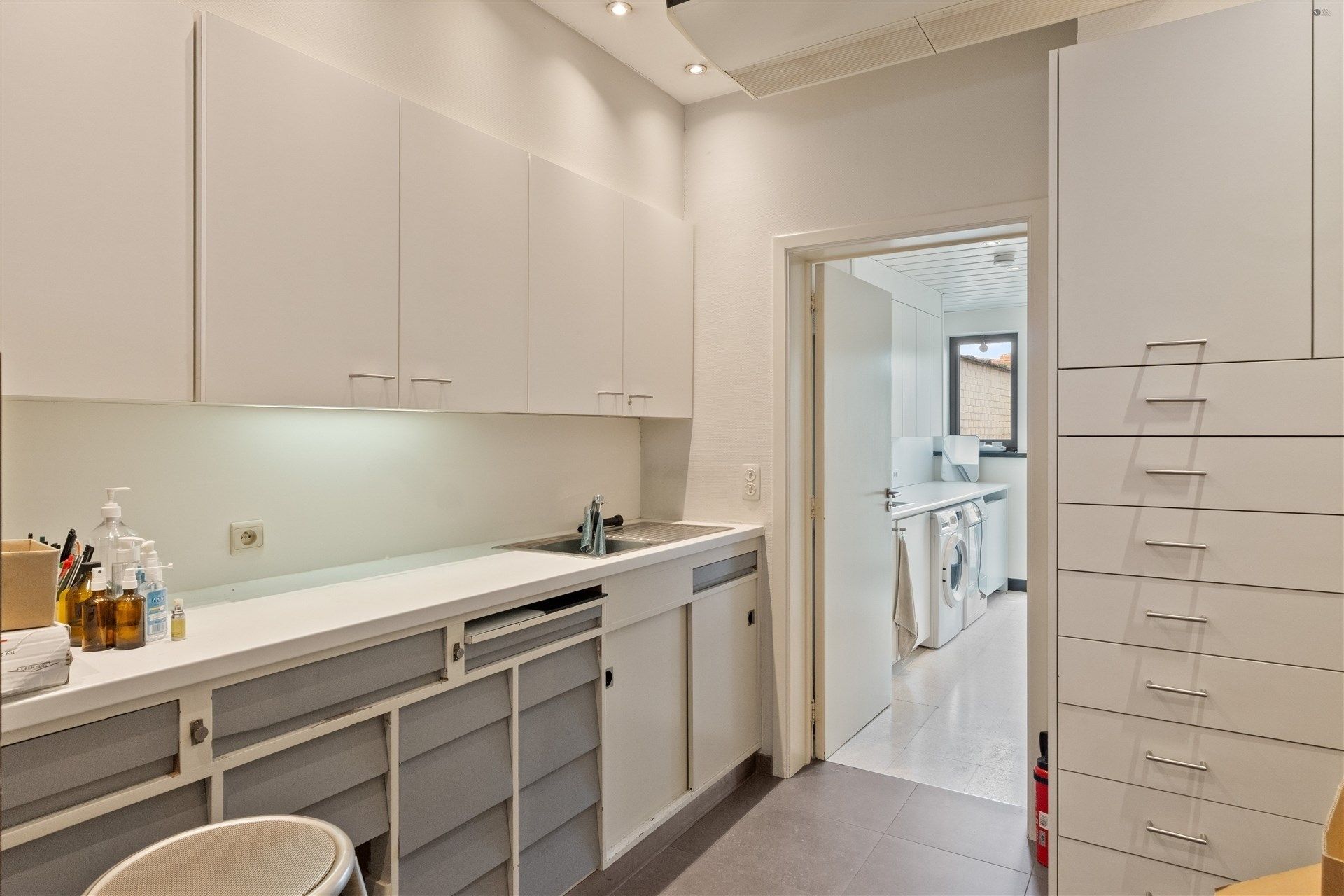 Top afgewerkt pand met veel potentieel foto 9