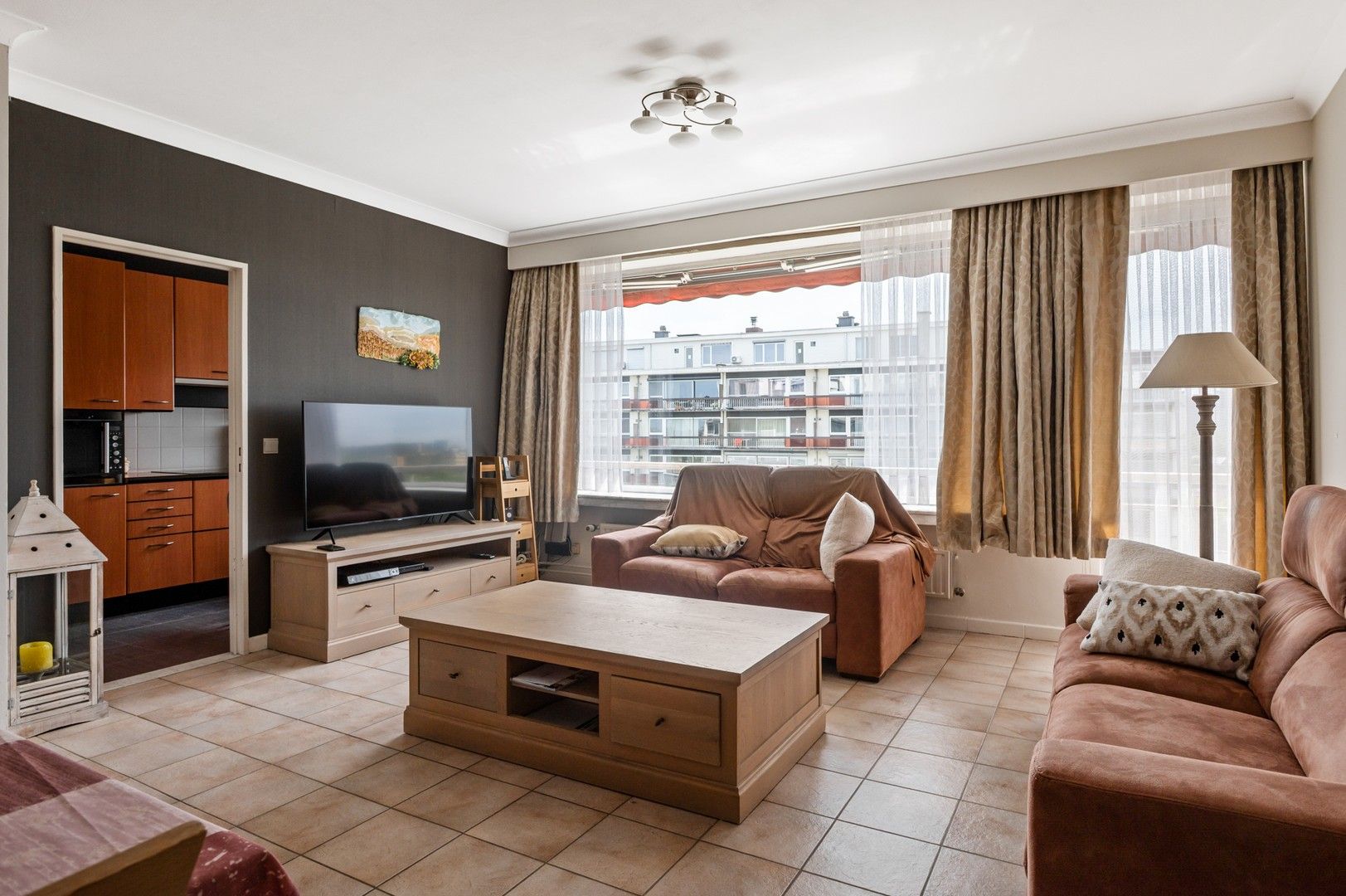 Ruim lichtrijk appartement met 2 slpk, lift en 2 terrassen foto {{pictureIndex}}