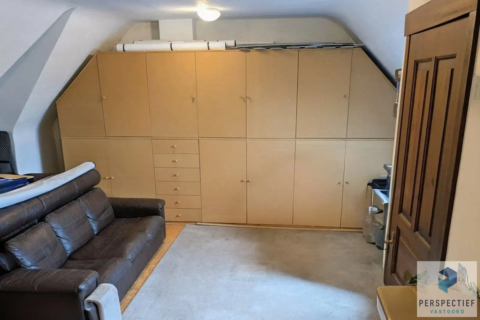 BEZOEKMOMENT ZATERDAG 21/03 VAN 13U TOT 15U | Ruime, instapklare woning met 4 slaapkamers, garage en magazijn op 970 m² foto 21