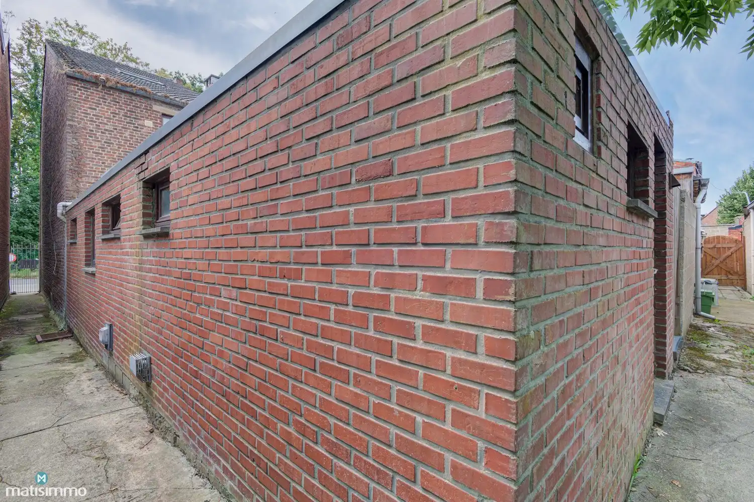 EENGEZINSWONING MET 2 SLAAPKAMERS, RUIME TUIN EN MOGELIJKHEID TOT EXTRA SLAAPKAMER NABIJ HET CENTRUM VAN TONGEREN foto 33
