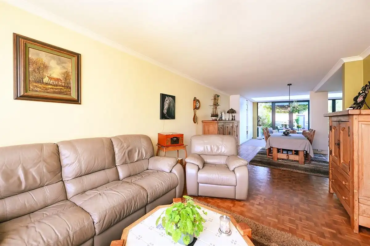 Half-open bebouwing op schitterend perceel van 1115m² foto 9