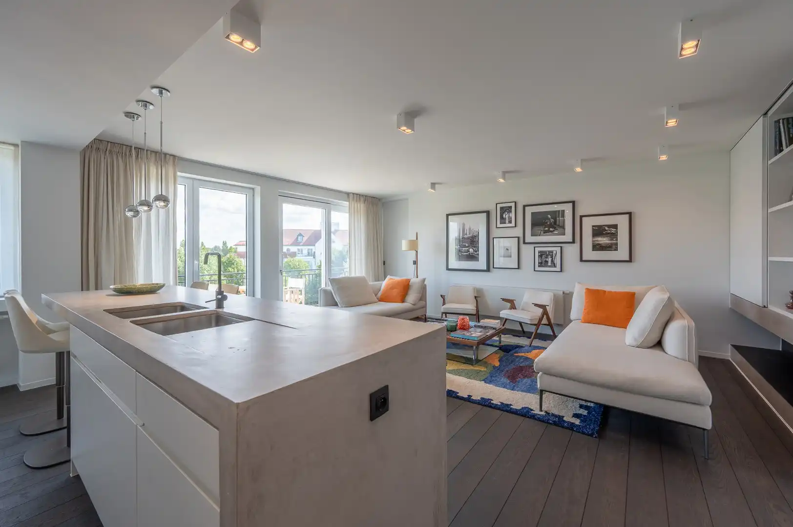 Hedendaags, instapklaar zuidgericht appartement, rustig gelegen in het Zoute. foto 3