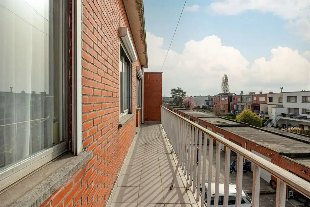 Op te frissen app met 3 slaapkamers, zonnig terras en garagebox foto 13