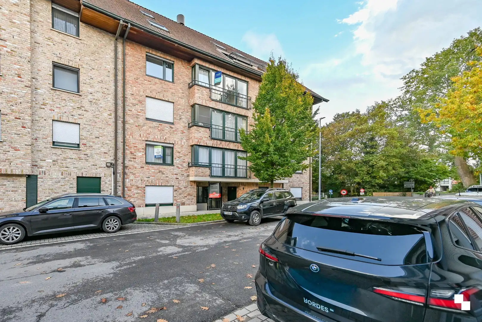 Éénslaapkamerappartement op rustige groene ligging foto {{pictureIndex}}