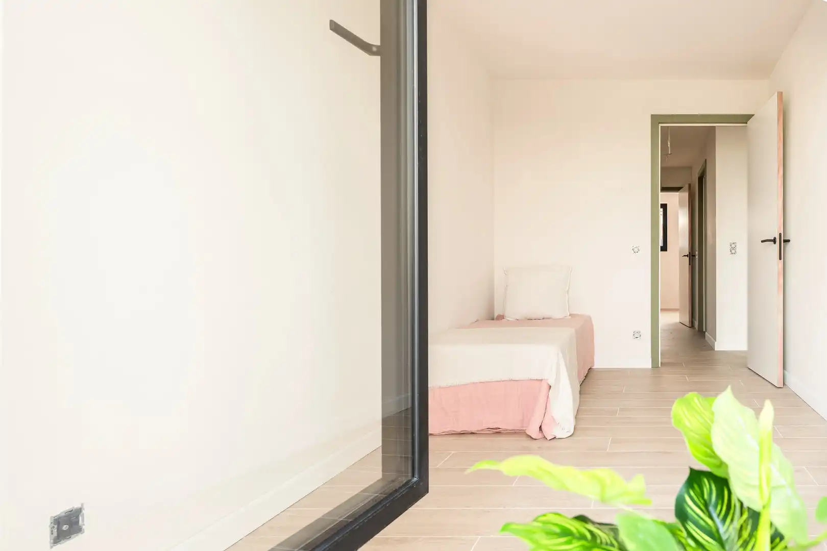 Nieuwbouwwoning met wow-factor – inpandige garage & 6% btw mogelijk! foto 15