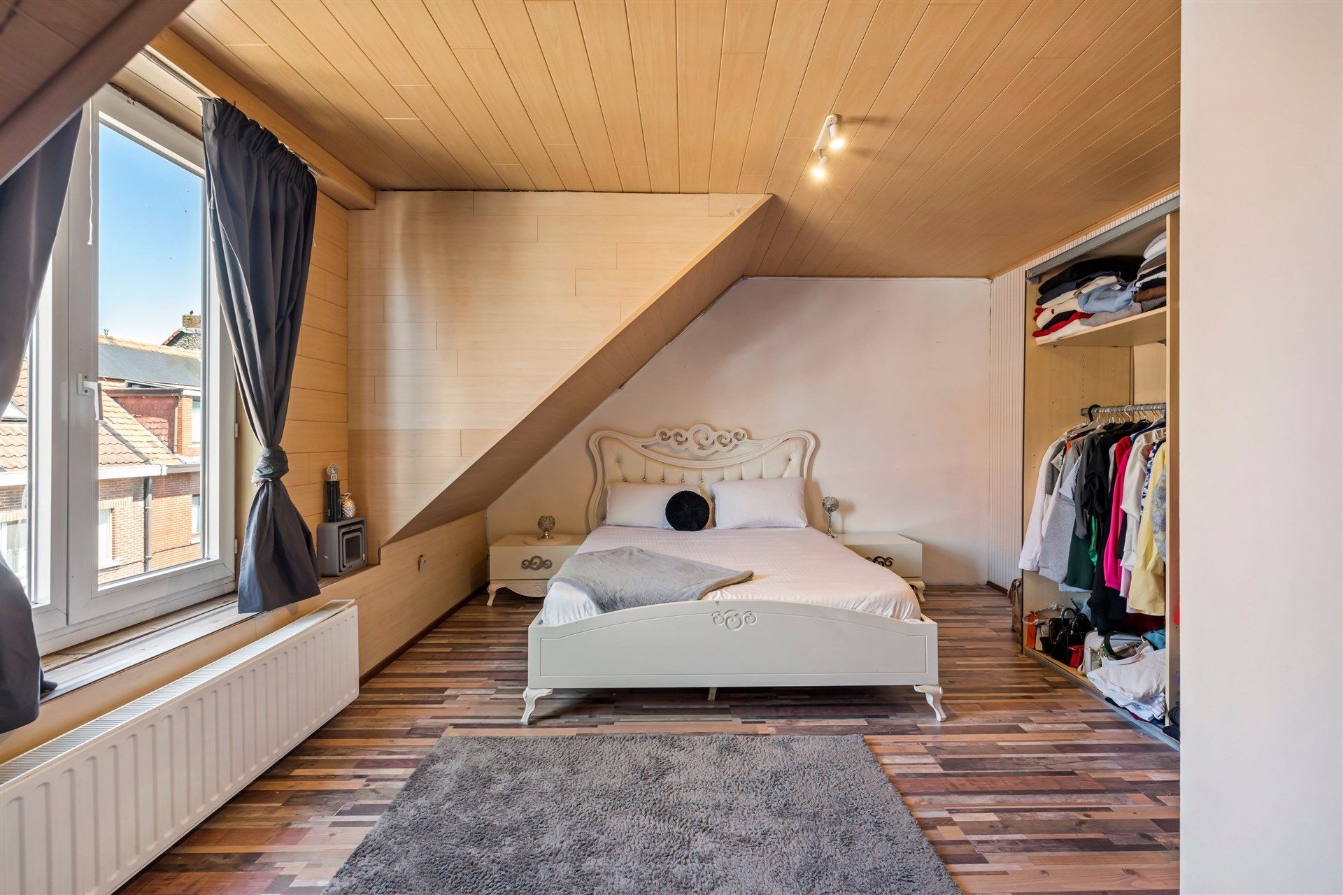 Instapklare gezinswoning met 4 slaapkamer nabij het centrum  foto 13